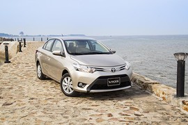 Doanh số bán xe ôtô Toyota giảm 20% trong tháng 2/2018