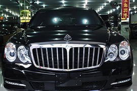 Siêu xe sang Maybach 62S trị giá chục tỷ tại Sài Gòn