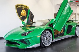 Lamborghini Aventador SV đặc biệt lấy cảm hứng từ Miura SV