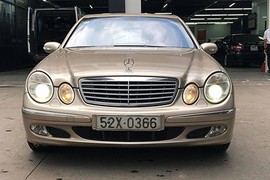 Xe sang Mercedes E240 dùng chán 14 năm, bán 300 triệu đồng