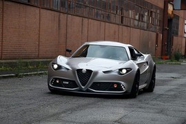 Siêu xe Alfa Romeo 4C “lột xác” độc đáo nhờ thân rộng 