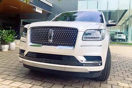 Đại gia Quảng Ngãi tậu Lincoln Navigator mới giá 9 tỷ đồng 