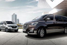 Hyundai Grand Starex giá 1,64 tỷ đồng "đấu" Mercedes V-Class