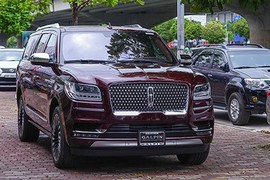 Đại gia Hà Tĩnh tậu xe sang Lincoln Navigator gần 10 tỷ 