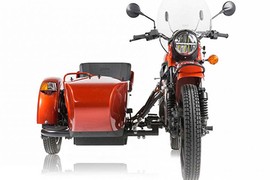 Cận cảnh xe môtô 3 bánh sidecar Ural cT chạy điện đầu tiên