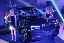 Siêu SUV Rolls-Royce Cullinan giá từ 23,2 tỷ đồng tại Ấn Độ 