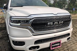 Cận cảnh bán tải RAM 1500 Limited giá 5 tỷ ở Sài Gòn