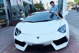 Đại gia Bình Dương tậu Lamborghini Aventador hơn 20 tỷ đồng 