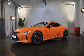 Lexus LC 500h Matte Prototype màu sơn cam siêu ấn tượng