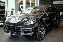 Porsche Cayenne Turbo mới hơn 9 tỷ đồng tại Việt Nam