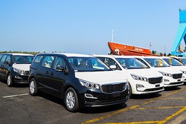 Kia Grand Carnival lắp ráp tại Việt Nam xuất khẩu sang Thái