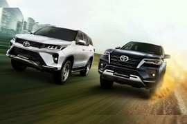 Toyota Fortuner 2022 sẽ có cửa sổ trời và động cơ hybrid mới