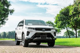 Toyota Fortuner 2023 nâng cấp sắp về Việt Nam và tăng giá bán