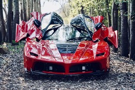 Chi tiết Ferrari LaFerrari siêu đẹp chào bán chỉ 954 triệu đồng