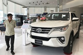 Loạt xe SUV tại Việt Nam giảm giá trăm triệu đồng… vẫn ế ẩm