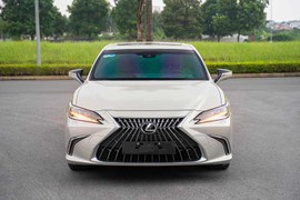 Có nên mua Lexus ES 250 chạy 2 năm, giá hơn 2 tỷ tại Việt Nam?