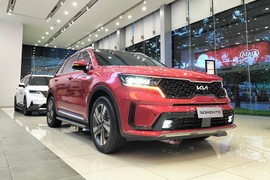 KIA Việt Nam giảm giá loạt ôtô, mức cao nhất tới 75 triệu đồng