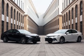 Toyota Camry chiếm gần 64% thị phần phân khúc sedan cỡ D