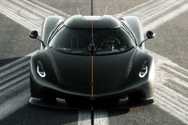 Koenigsegg yêu cầu chủ xe Jesko ngừng lái sau vụ cháy Attack triệu đô