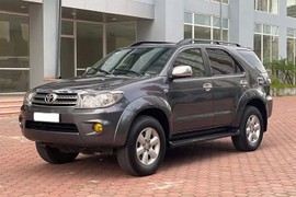 Có nên mua Toyota Fortuner chạy 14 năm dưới 400 triệu tại Việt Nam?