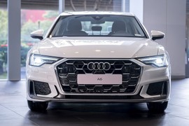 Audi A6 2025 "bằng xương bằng thịt" tại Việt Nam, từ 2,3 tỷ 