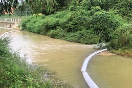 Tỉnh Hòa Bình "đòi" hồ Ðầm Bài, yêu cầu làm kênh kín