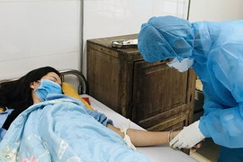 Điểm mặt “sếp” ngành Y Việt Nam lao đao, mất chức vì virus Corona