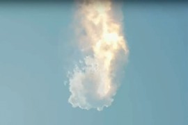 Thấy gì từ vụ tên lửa SpaceX mạnh nhất thế giới nổ giữa không trung? 