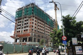 Nhân chứng kể vụ công nhân rơi tầng 10 dự án Saigon Homes tử vong