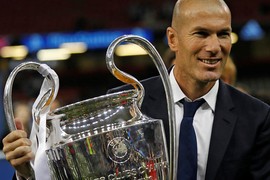 Zinedine Zidane từ chức HLV trưởng Real Madrid