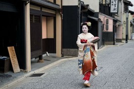 Vén màn bí ẩn hành trình khổ luyện thành Geisha 