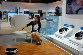 Ngắm đồ công nghệ “khủng” trong triển lãm Samsung Forum 2015 (2)