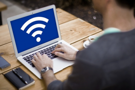 Dùng wifi chùa mà phát hiện điều này, hãy rời khỏi đó ngay lập tức