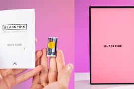 Trên tay chiếc búa Lightstick Blackpink V2