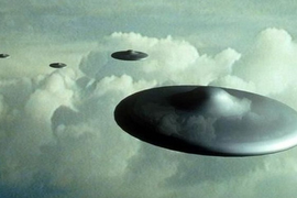 Cựu thủ tướng Anh cố gắng che đậy sự xuất hiện nhiều lần của UFO?