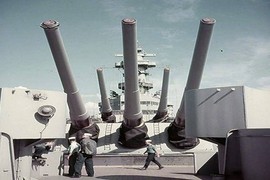 Mỹ sơn lại siêu hạm USS Iowa thẳng tiến tới Triều Tiên