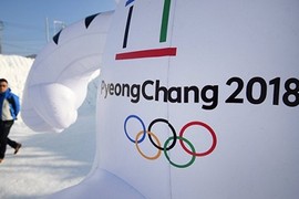 Hàn Quốc phải chi bao nhiêu tiền để "mời" Triều Tiên đến Pyeongchang?