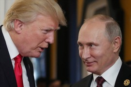 Tổng thống Trump hứng bão chỉ trích sau cuộc điện đàm với ông Putin