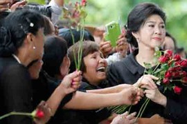 Nữ cựu Thủ tướng Thái Lan Yingluck Shinawatra: Hoa hồng và song sắt