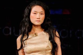 Chân dung người mẫu Việt trên sàn catwalk danh giá nhất thế giới