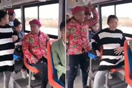 Video: Cô gái trẻ giả bụng bầu để được nhường ghế xe buýt và cái kết không ngờ