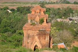 Bí ẩn tàu chở kho báu Chăm bị chìm ở biển Hồng Hải