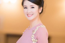 Hồng Nhung - diva dám đi trước showbiz vài chục năm