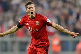 Video: Lewandowski và kỷ lục thế giới ghi 5 bàn chỉ trong 9 phút