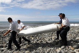 Mảnh vỡ máy bay MH370 hé lộ điều “khủng khiếp”