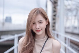 Mỹ nhân 9X Thái Lan nhặt hết nét đẹp của Lisa và Angela Baby