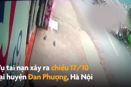 Video: Xe tải lùi bất thình lình, đè chết hai bà cháu ở Hà Nội