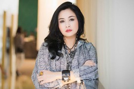 Diva Thanh Lam bất ngờ kể về việc khôn, dại trong tình yêu ở tuổi 50