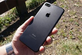 iPhone 7 Plus giá rẻ, bất ngờ đánh bại iPhone XR lẫn iPhone 11 