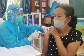 Chiều 27/10: Đã tiêm hơn 76,2 triệu liều vaccine phòng COVID-19